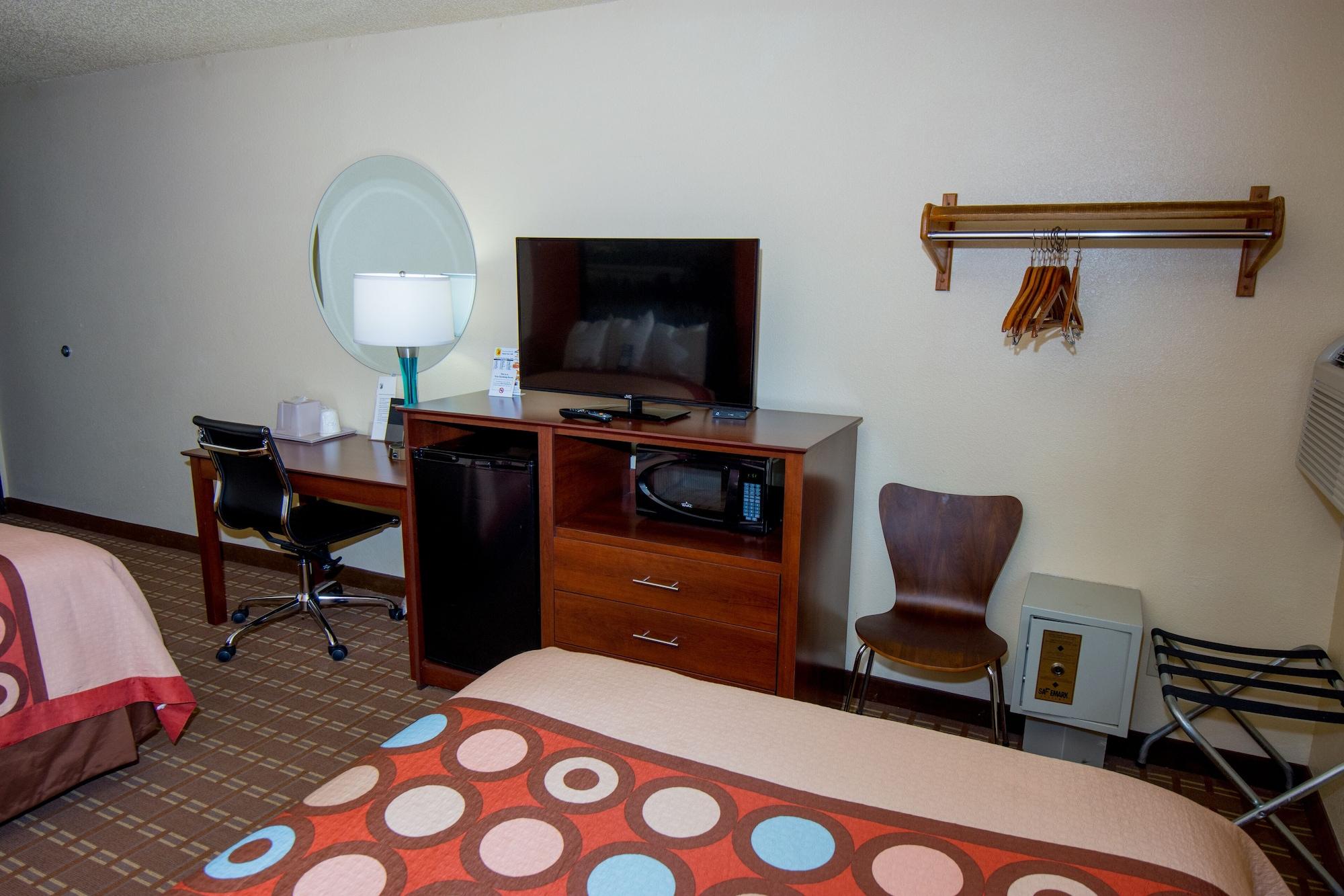 Super 8 By Wyndham Altoona Hotel Eksteriør billede